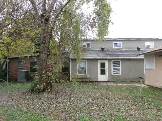 1211 Caroline Drive, Bossier City, LA 71112