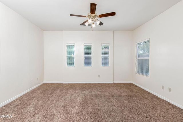 8811 Maggiore Lane, Bakersfield, CA 93312