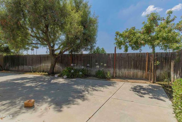 8811 Maggiore Lane, Bakersfield, CA 93312