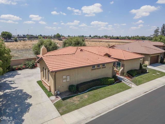 8811 Maggiore Lane, Bakersfield, CA 93312