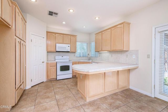 8811 Maggiore Lane, Bakersfield, CA 93312