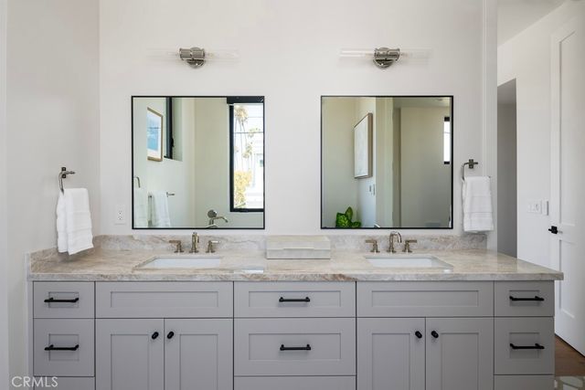 419 Goldenrod Avenue, Corona Del Mar, CA 92625