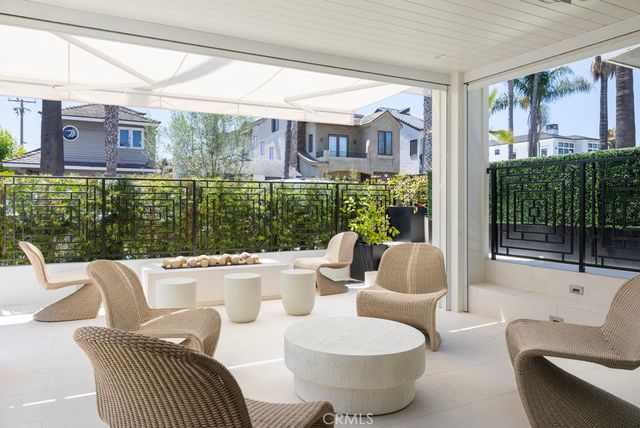 419 Goldenrod Avenue, Corona Del Mar, CA 92625