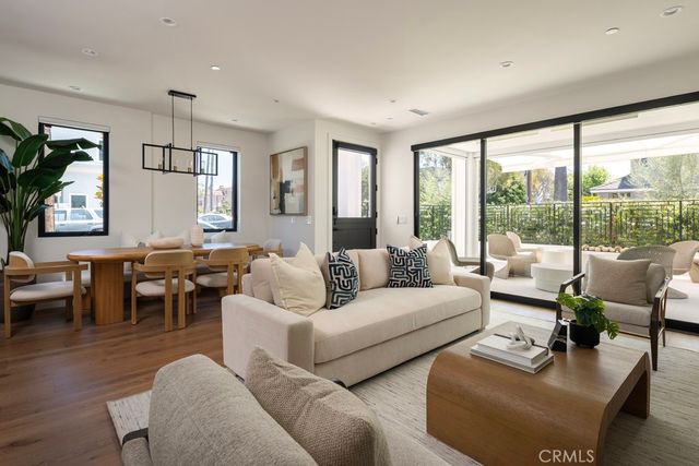 419 Goldenrod Avenue, Corona Del Mar, CA 92625