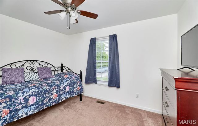 121 Arundel Drive, Troy, MO 63379