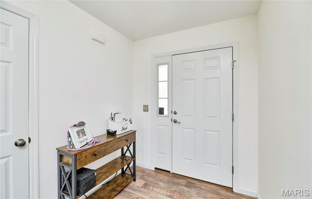 121 Arundel Drive, Troy, MO 63379