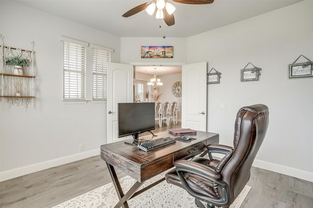 458 Mesquite Grove Road, Midlothian, TX 76065