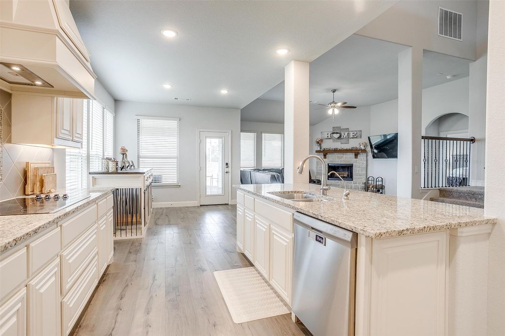 458 Mesquite Grove Road, Midlothian, TX 76065 — photo 4