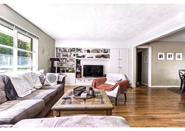 540 E 91st Street, Indianapolis, IN 46240