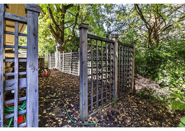 540 E 91st Street, Indianapolis, IN 46240