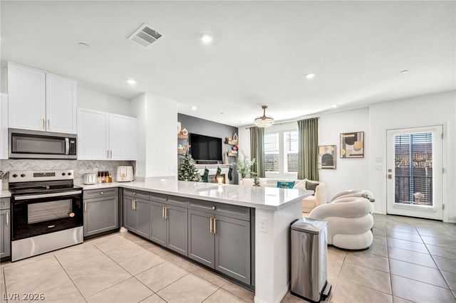 5659 Spellbinding Street, Las Vegas, NV 89148