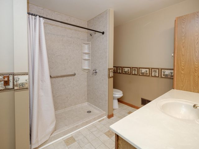 28459 Kelly Road, Burr Oak Twp, MI 49091