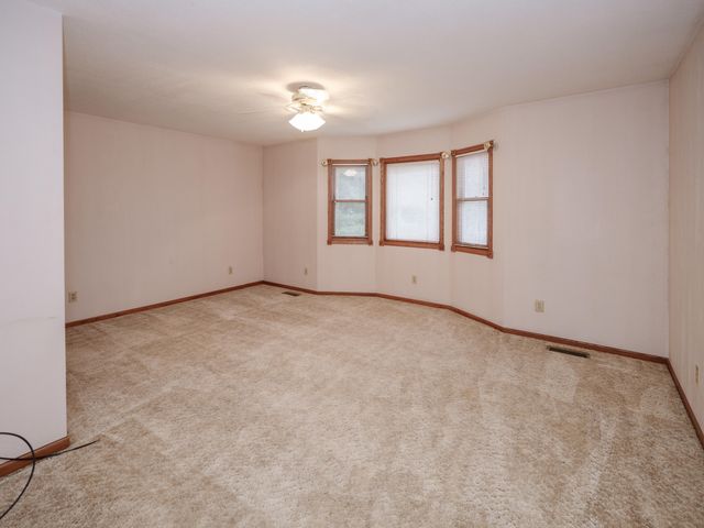 28459 Kelly Road, Burr Oak Twp, MI 49091