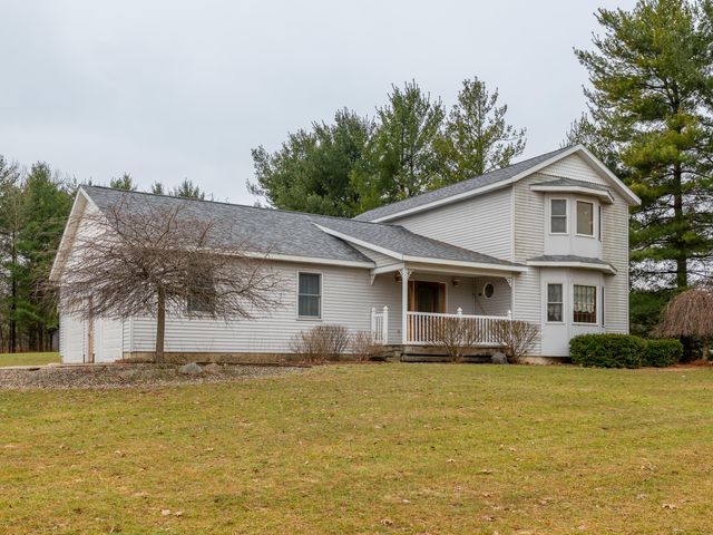 28459 Kelly Road, Burr Oak Twp, MI 49091