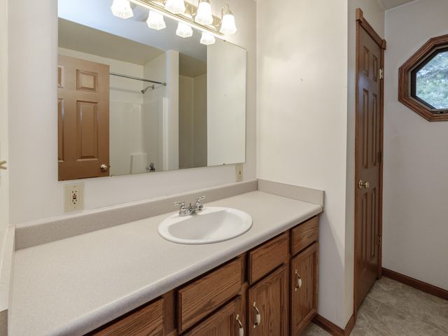 28459 Kelly Road, Burr Oak Twp, MI 49091