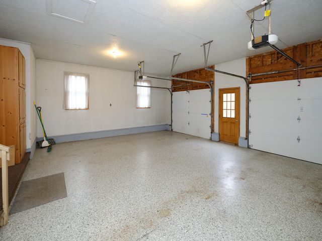 28459 Kelly Road, Burr Oak Twp, MI 49091