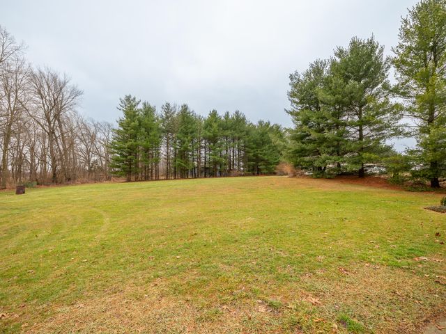 28459 Kelly Road, Burr Oak Twp, MI 49091