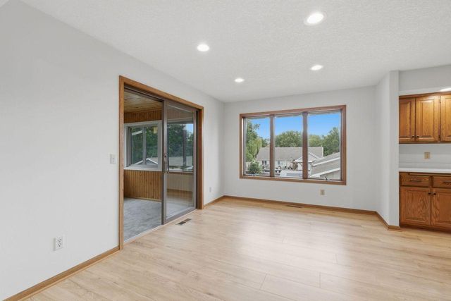 4027 Elmwood Drive, Saint Bonifacius, MN 55375