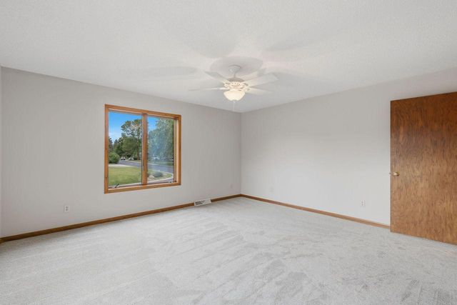 4027 Elmwood Drive, Saint Bonifacius, MN 55375