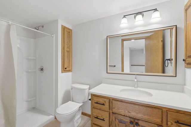 4027 Elmwood Drive, Saint Bonifacius, MN 55375