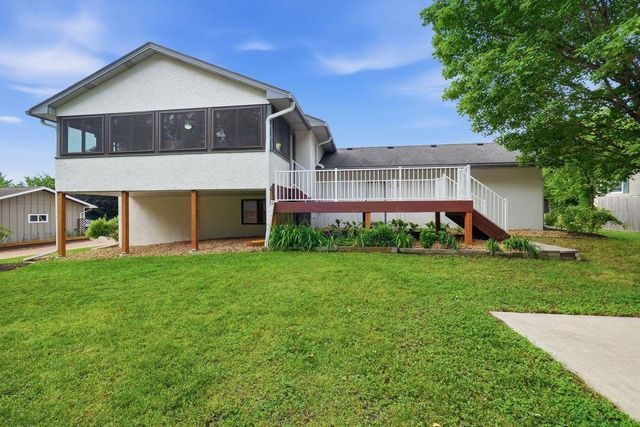 4027 Elmwood Drive, Saint Bonifacius, MN 55375