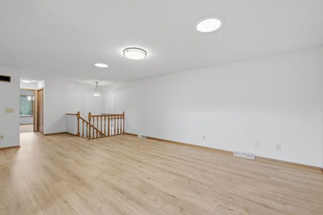 4027 Elmwood Drive, Saint Bonifacius, MN 55375