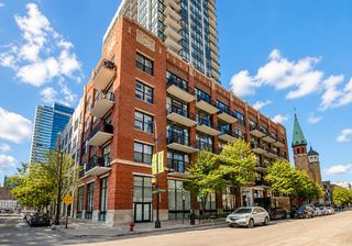210 S Des Plaines Street 1209, Chicago, IL 60661