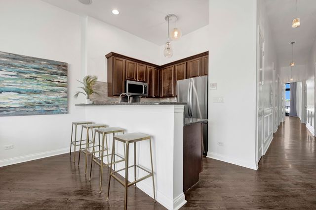 2522 W Chicago Avenue 4, Chicago, IL 60622