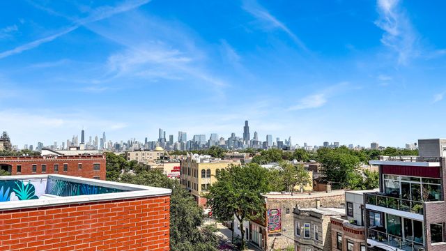 2522 W Chicago Avenue 4, Chicago, IL 60622