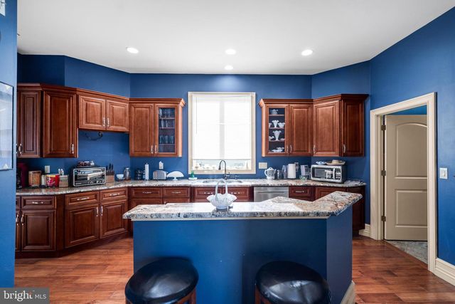 6379 STERLING AVE, Bensalem, PA 19020