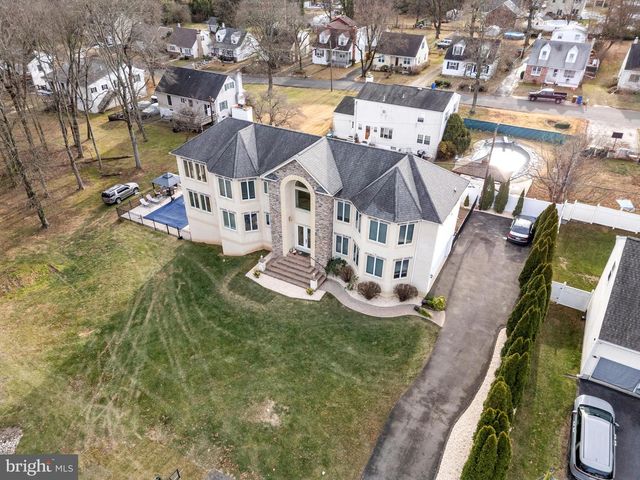 6379 STERLING AVE, Bensalem, PA 19020