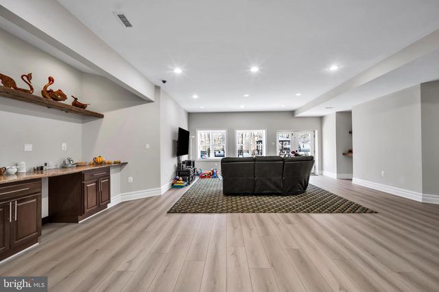 6379 STERLING AVE, Bensalem, PA 19020