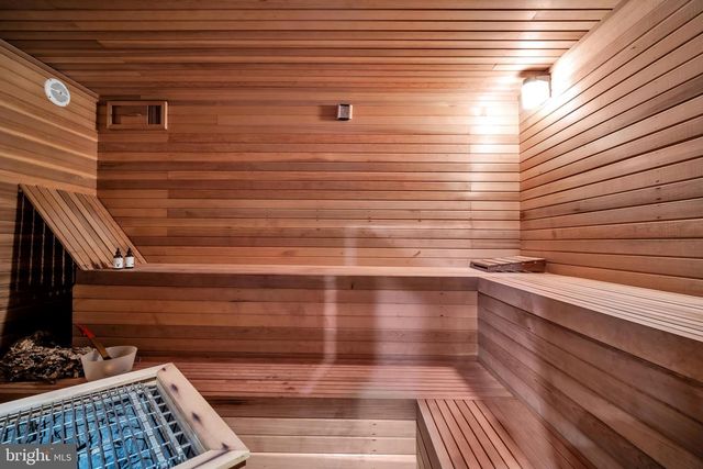 6379 STERLING AVE, Bensalem, PA 19020