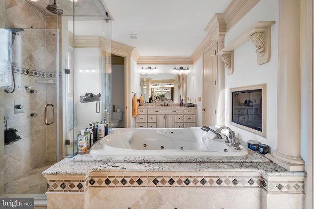 6379 STERLING AVE, Bensalem, PA 19020