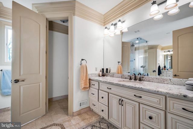 6379 STERLING AVE, Bensalem, PA 19020