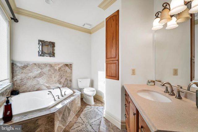 6379 STERLING AVE, Bensalem, PA 19020