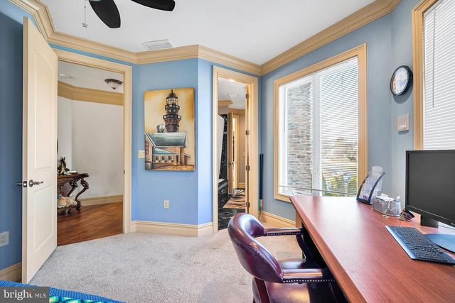 6379 STERLING AVE, Bensalem, PA 19020