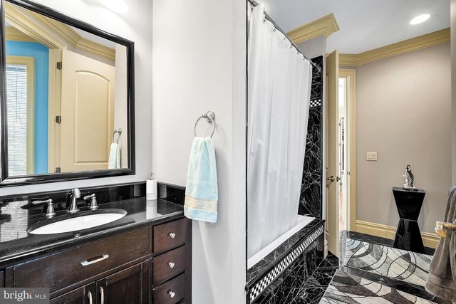 6379 STERLING AVE, Bensalem, PA 19020