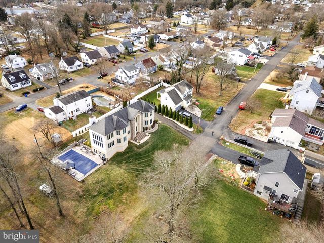 6379 STERLING AVE, Bensalem, PA 19020