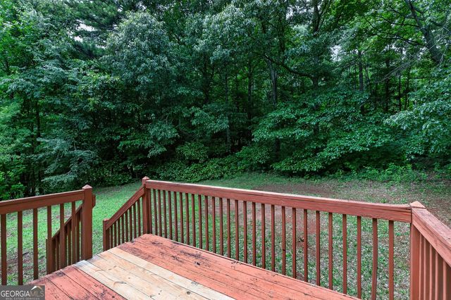 7830 Poppy Drive, Winston, GA 30187