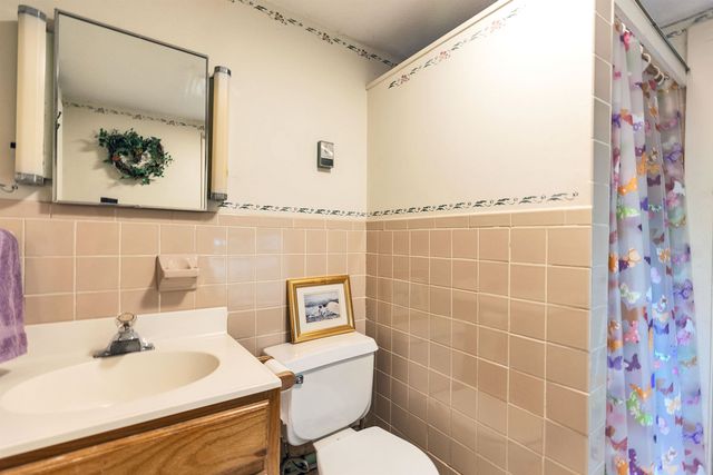 71 Headlands Road, Winchester, NH 03470