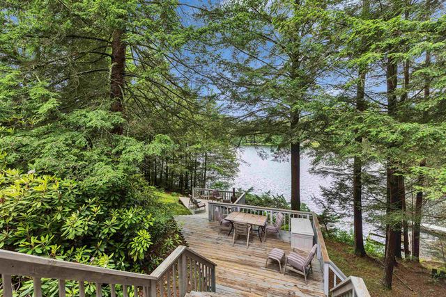 71 Headlands Road, Winchester, NH 03470