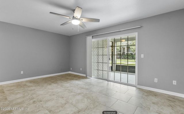 4330 PLAZA GATE Lane S 102, Jacksonville, FL 32217