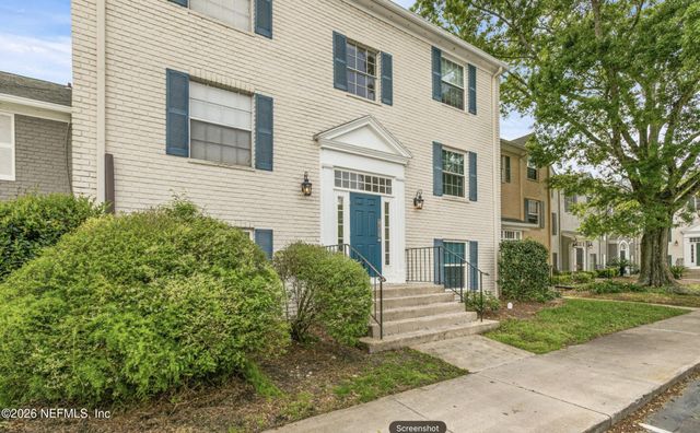 4330 PLAZA GATE Lane S 102, Jacksonville, FL 32217