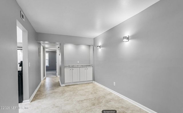 4330 PLAZA GATE Lane S 102, Jacksonville, FL 32217