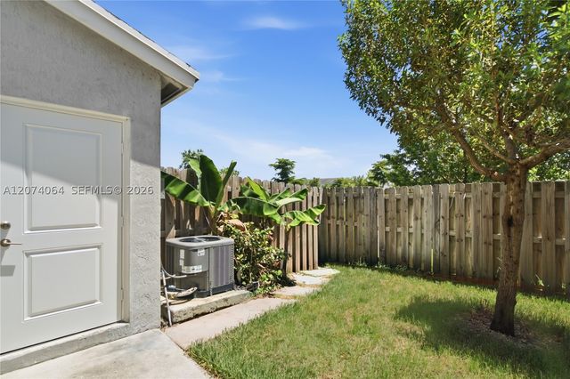 1265 NW 4th Ln, Florida City, FL 33034