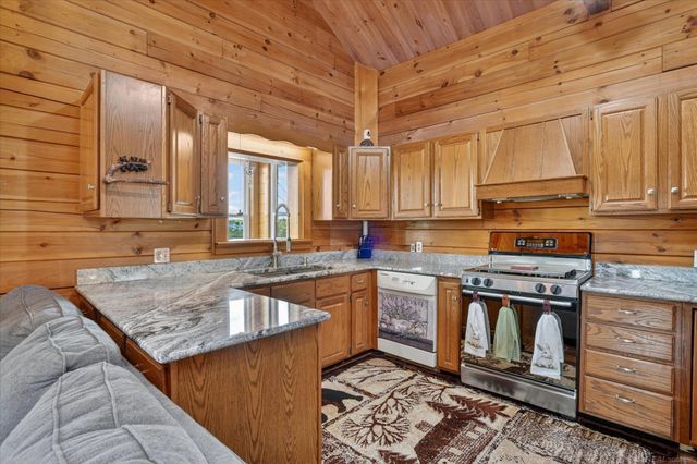 14601 Brookhurst Drive, Cement City, MI 49233