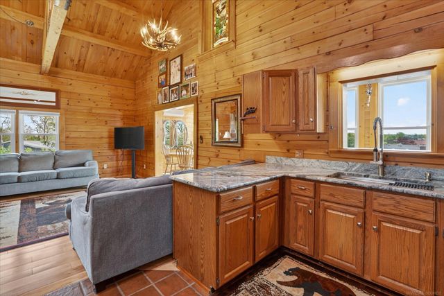 14601 Brookhurst Drive, Cement City, MI 49233
