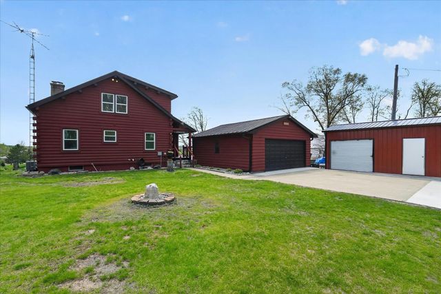 14601 Brookhurst Drive, Cement City, MI 49233