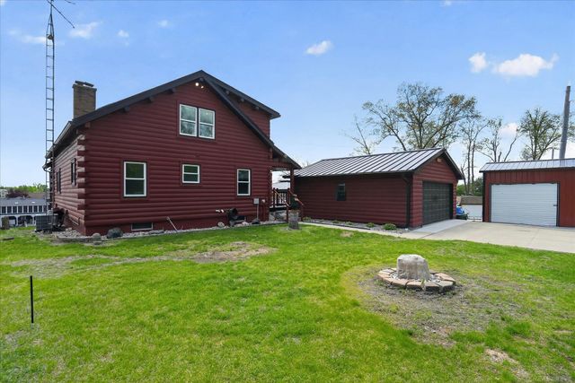 14601 Brookhurst Drive, Cement City, MI 49233
